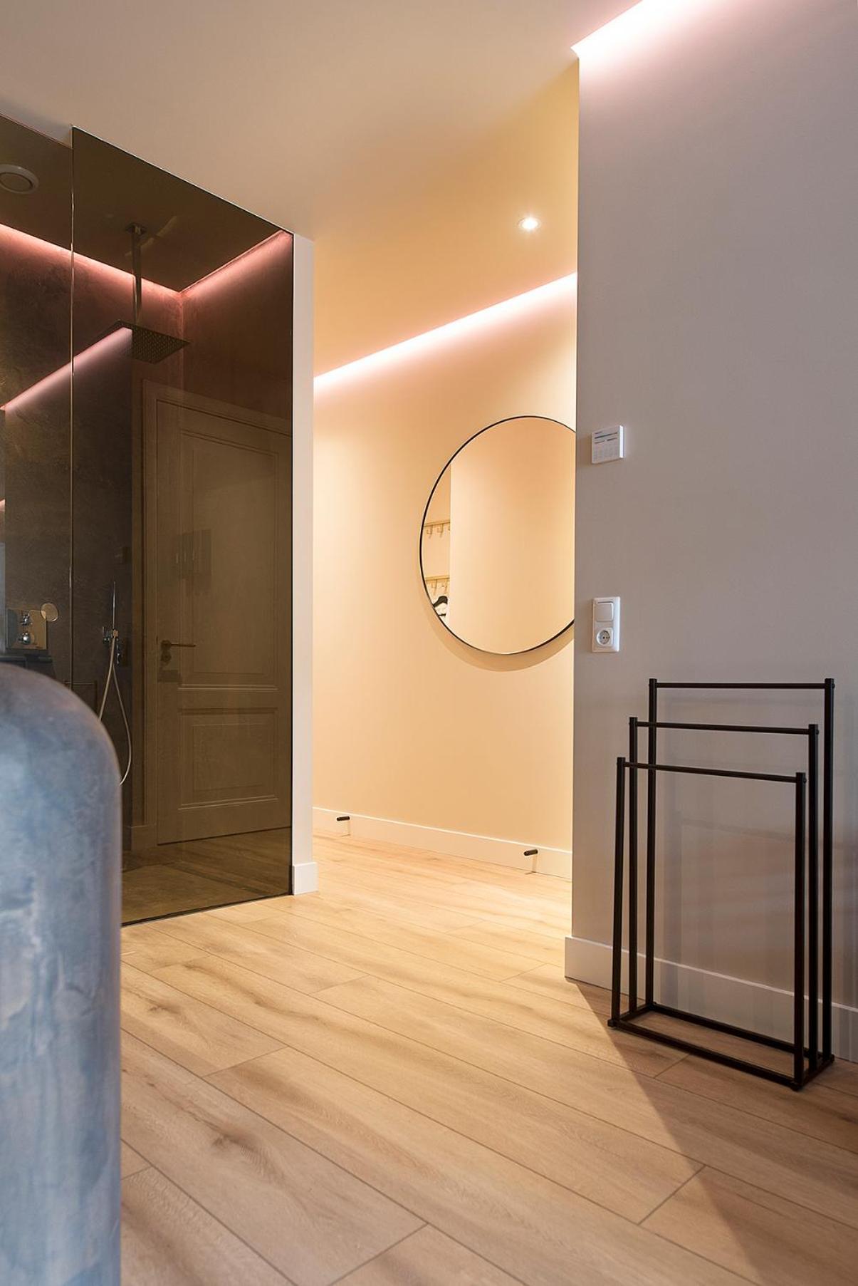 Suite-elegance Prive Sauna & Jacuzzi *
