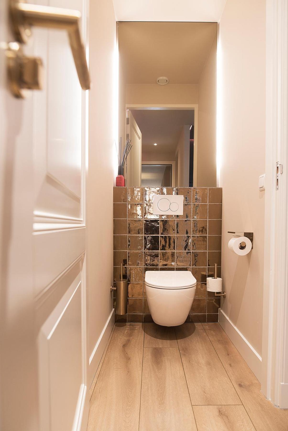 Suite-elegance Prive Sauna & Jacuzzi Apartment