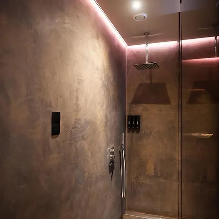 Suite-elegance Prive Sauna & Jacuzzi * Den Haag