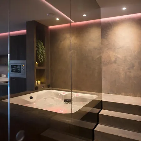 Suite-elegance Prive Sauna & Jacuzzi Den Haag