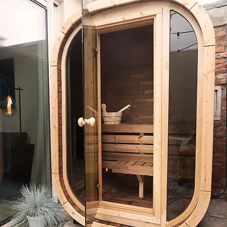 Suite-elegance Prive Sauna & Jacuzzi Appartement *
